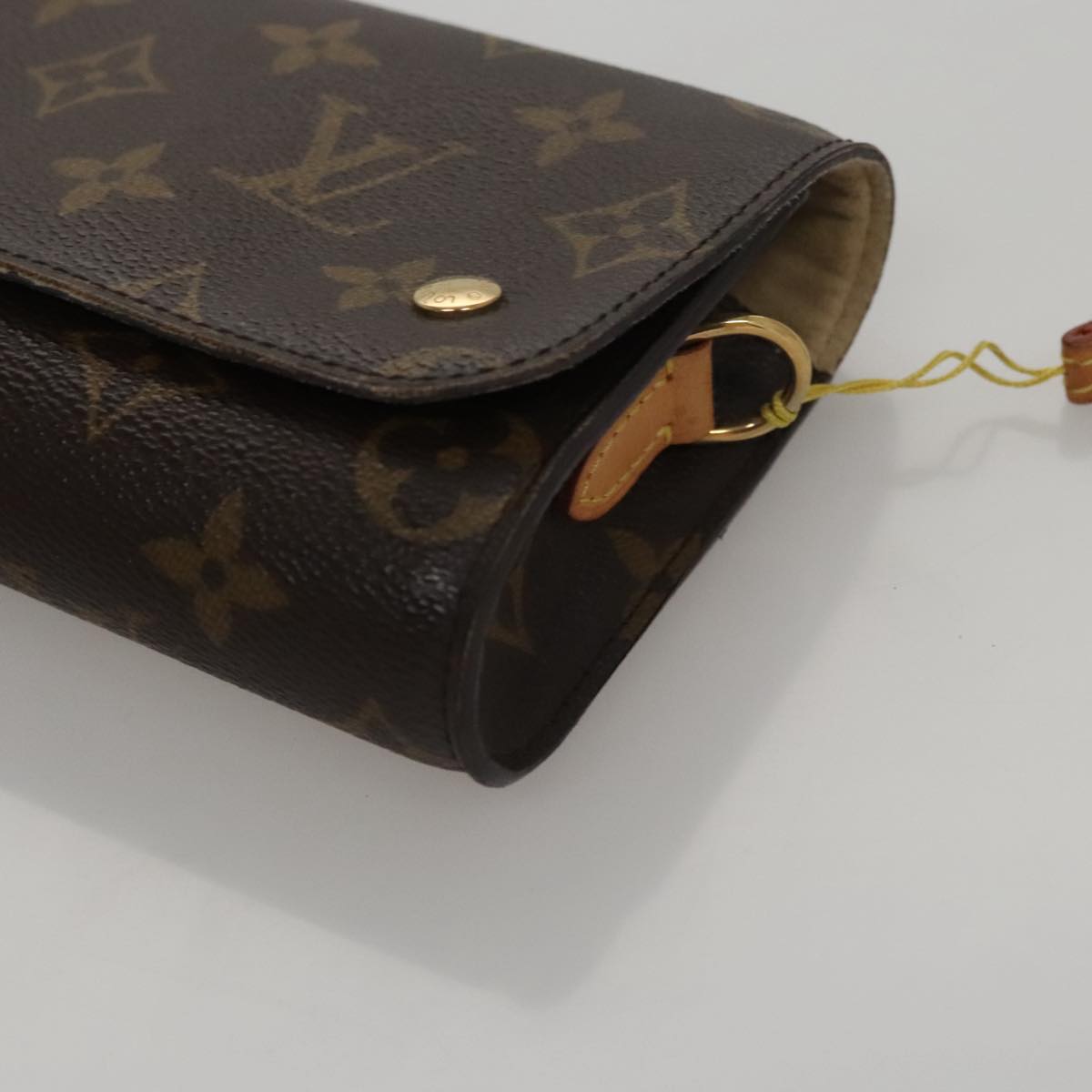 Louis Vuitton Brown Canvas Clutch Bag (Pre-Owned)
