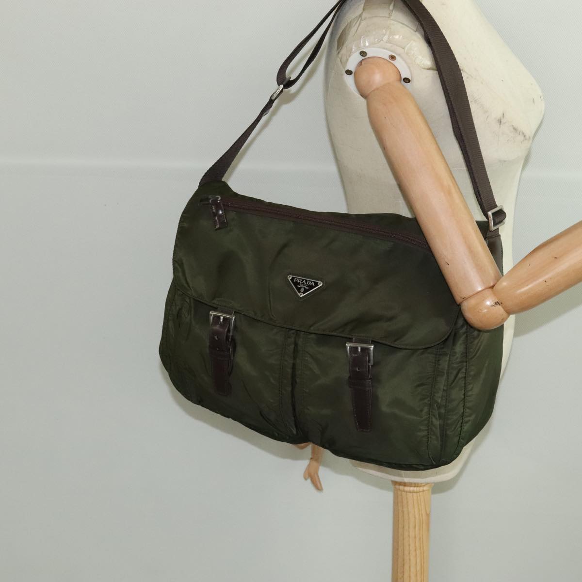 Prada Re-Edition Khaki Synthetic Shoulder Bag (Pre-Owned)