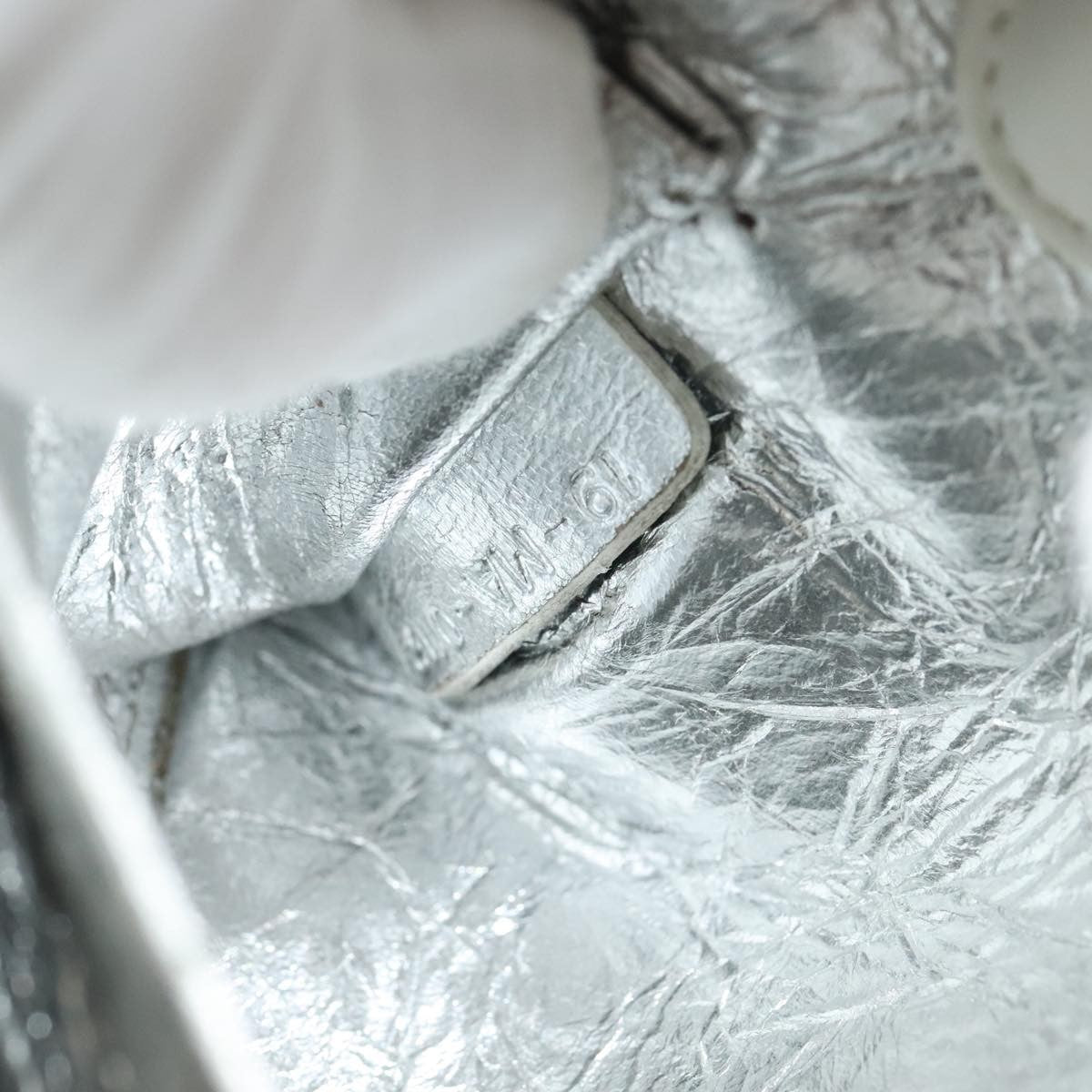 Christian Dior Diorever Leather Silver Leather Bag (Pre-Owned)