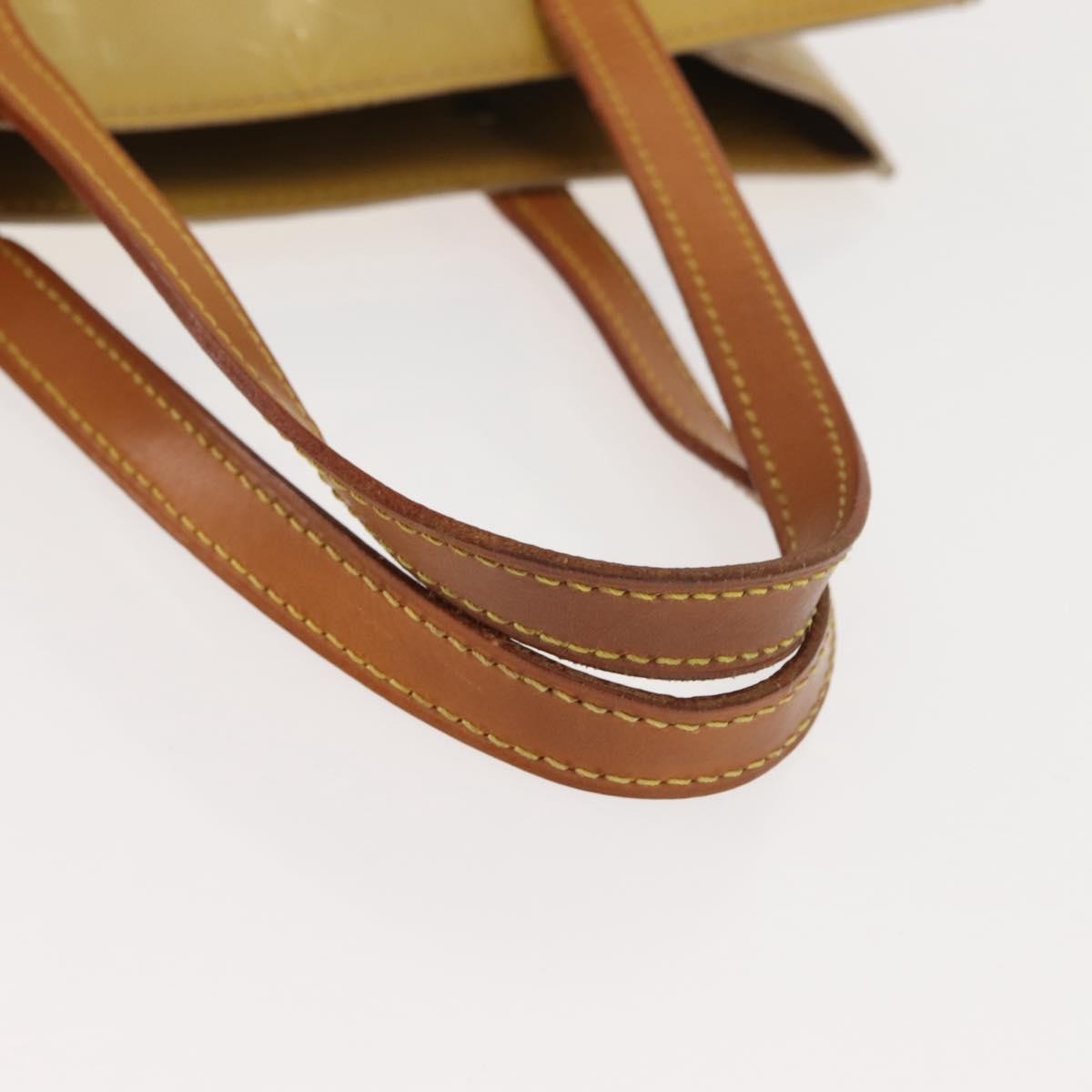 Louis Vuitton Reade Monogram Vernis Beige Patent_Leather Handbag (Pre-Owned)