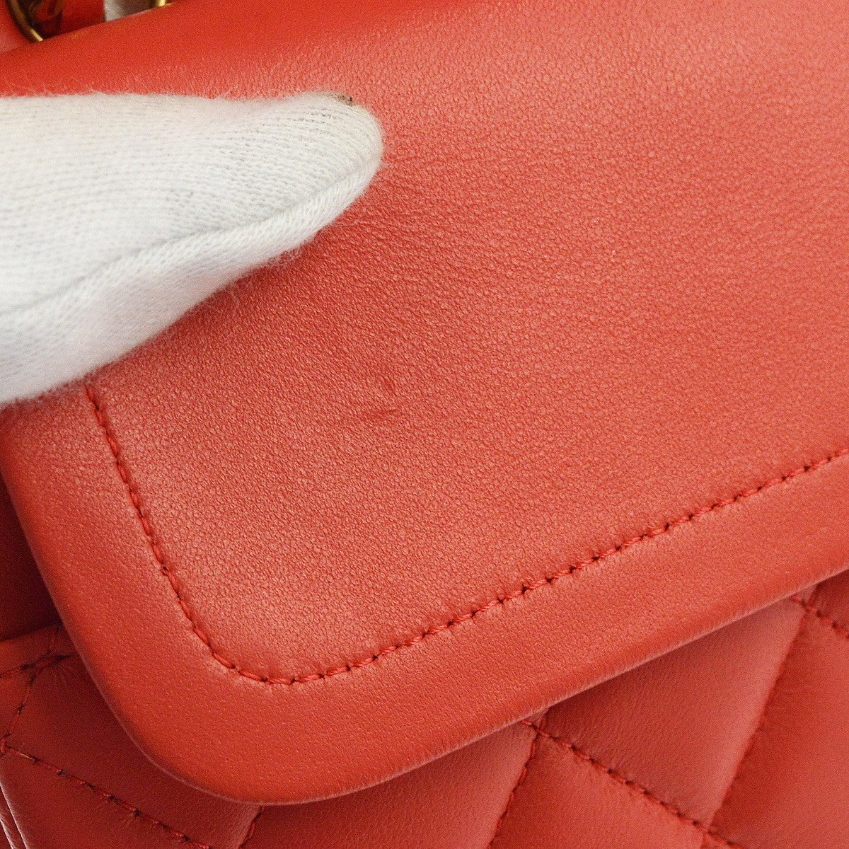 Chanel Classic Bowler Quilted Caviar Pink Leather Handbag (Pre-Owned)