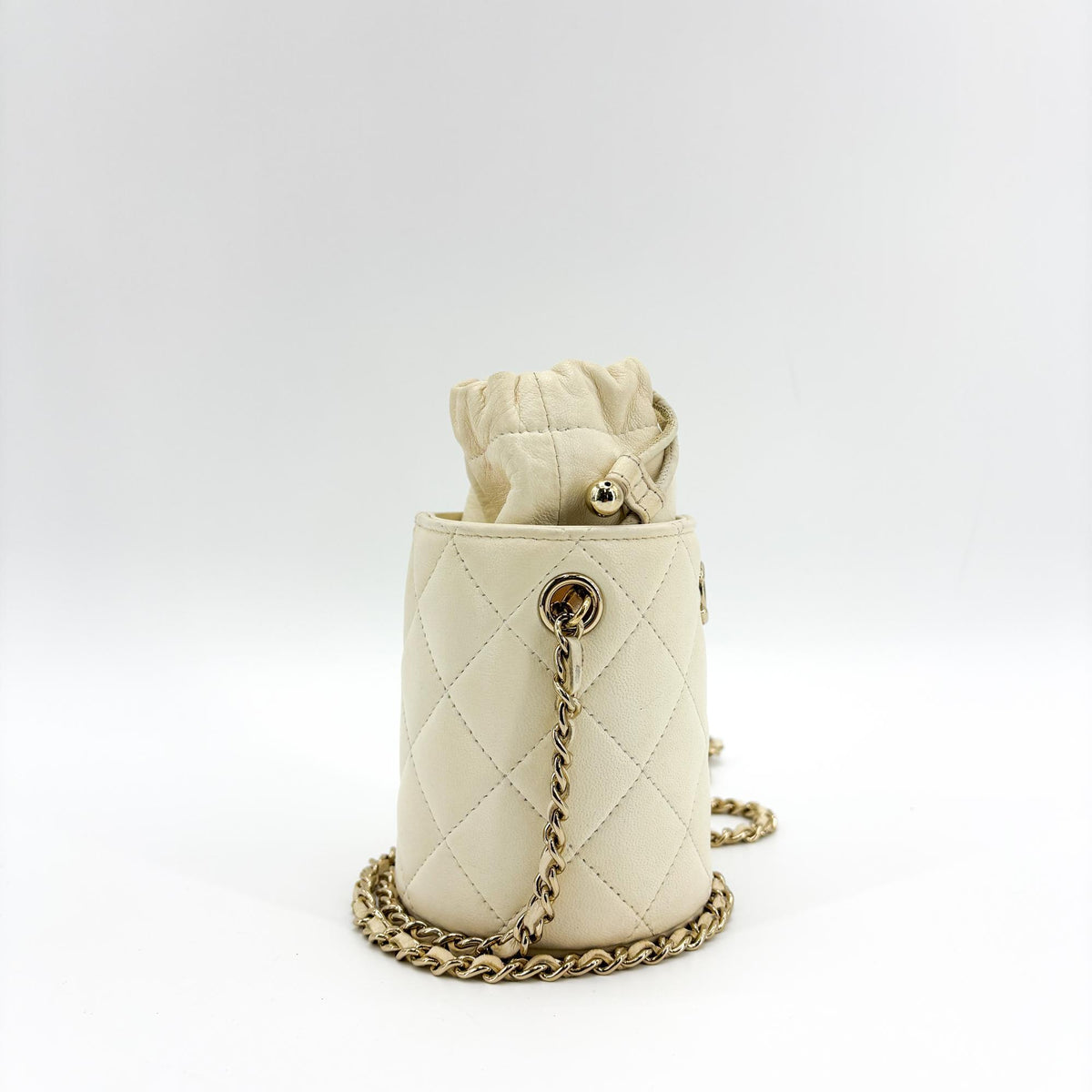 Chanel Drawstring Bucket With Chain Quilted Lambskin Gold Leather Shoulder Bag Bag (Pre-Owned)
