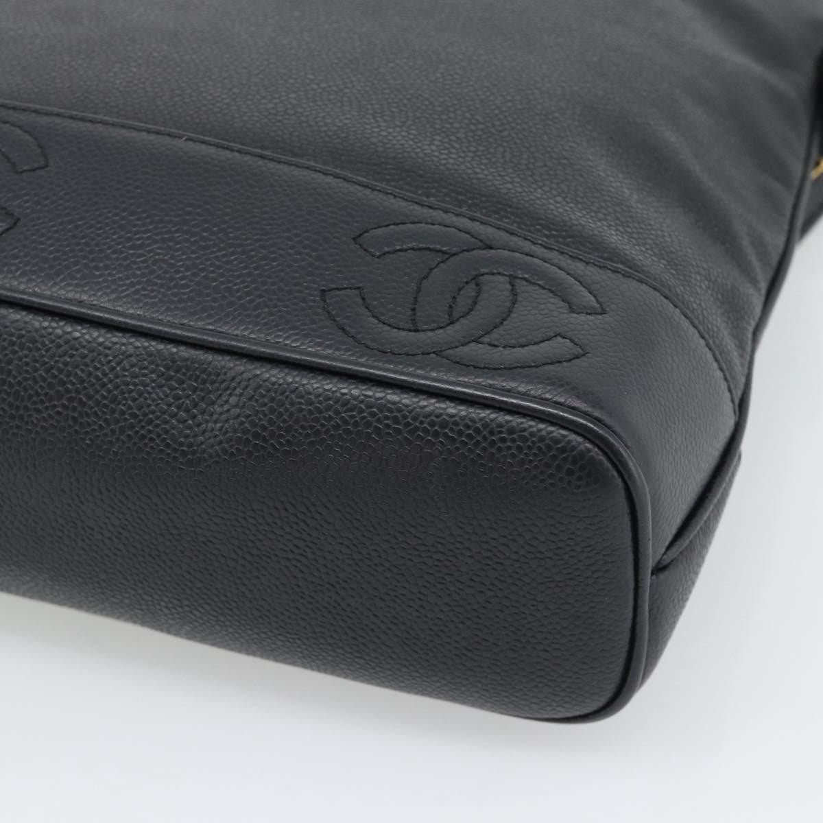 Chanel Triple Cc Chain Shoulder Caviar Leather Black Leather Shoulder Bag Bag (Pre-Owned)
