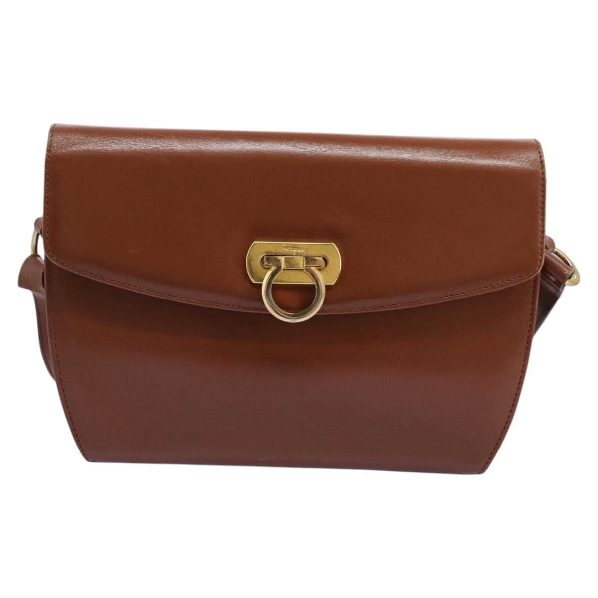 Salvatore Ferragamo Gancini Brown Leather Shoulder Bag (Pre-Owned)