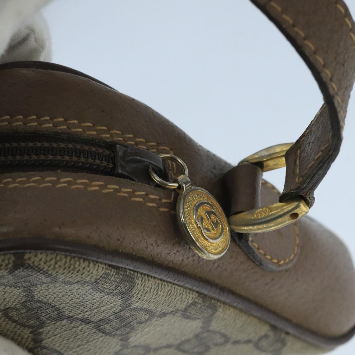 Gucci Gg Supreme Beige Canvas Shoulder Bag (Pre-Owned)