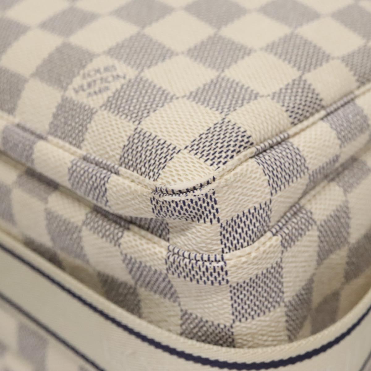 Louis Vuitton Naviglio White Canvas Shoulder Bag (Pre-Owned)