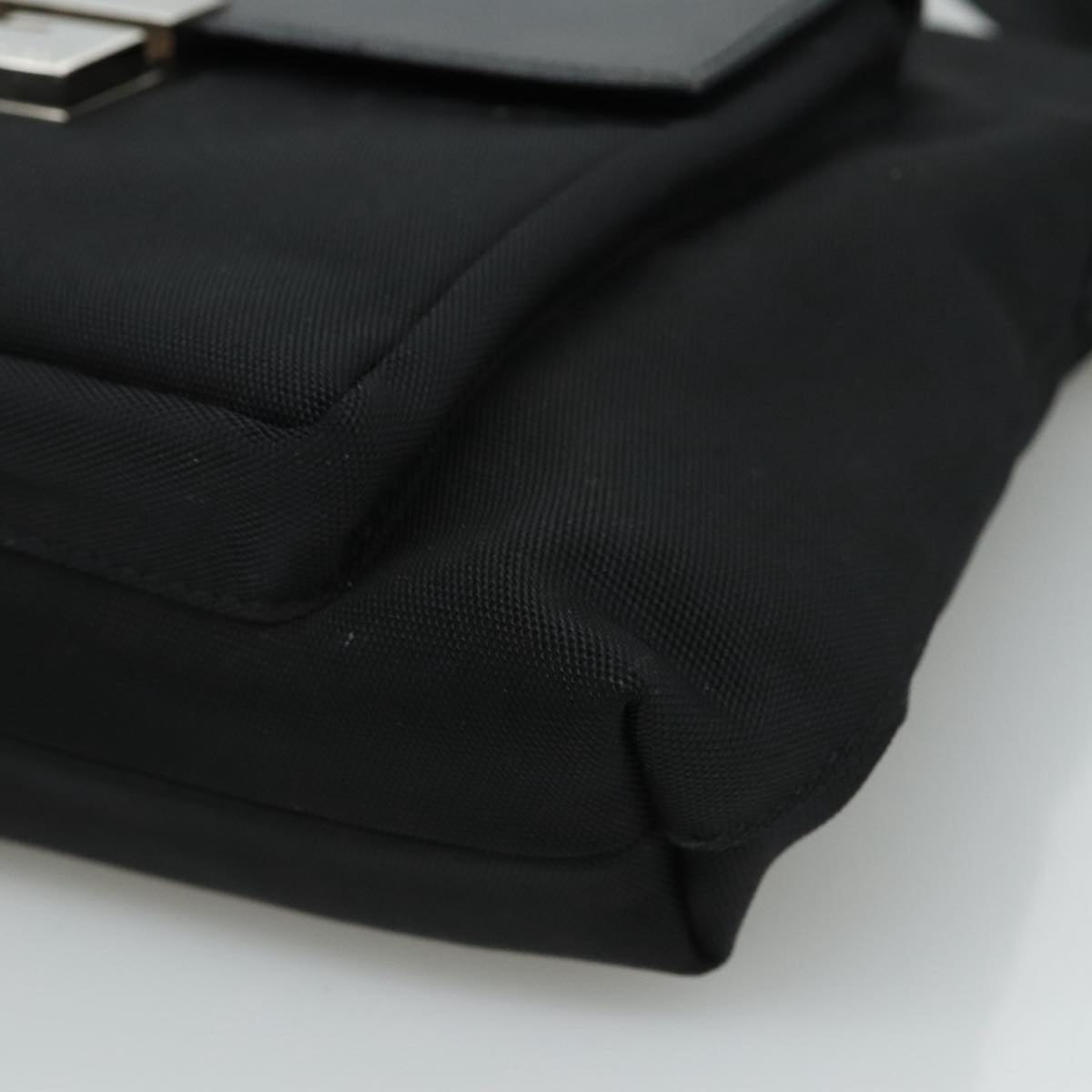 Gucci Black Synthetic Shoulder Bag (Pre-Owned)