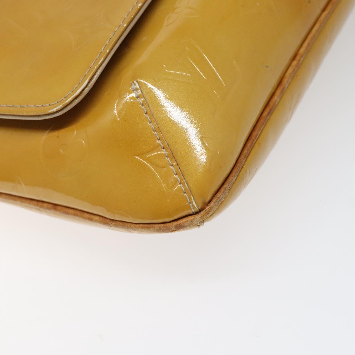 Louis Vuitton Thompson Street Beige Patent Leather Shoulder Bag (Pre-Owned)