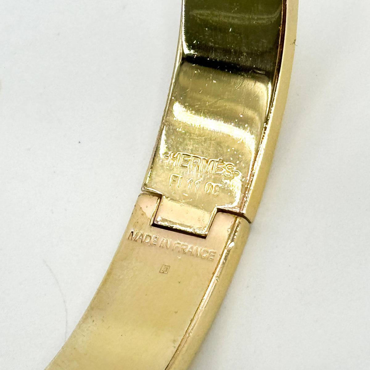 Hermes Clic H Fusion Enamel Gold Metal Bracelet Jewelry (Pre-Owned)