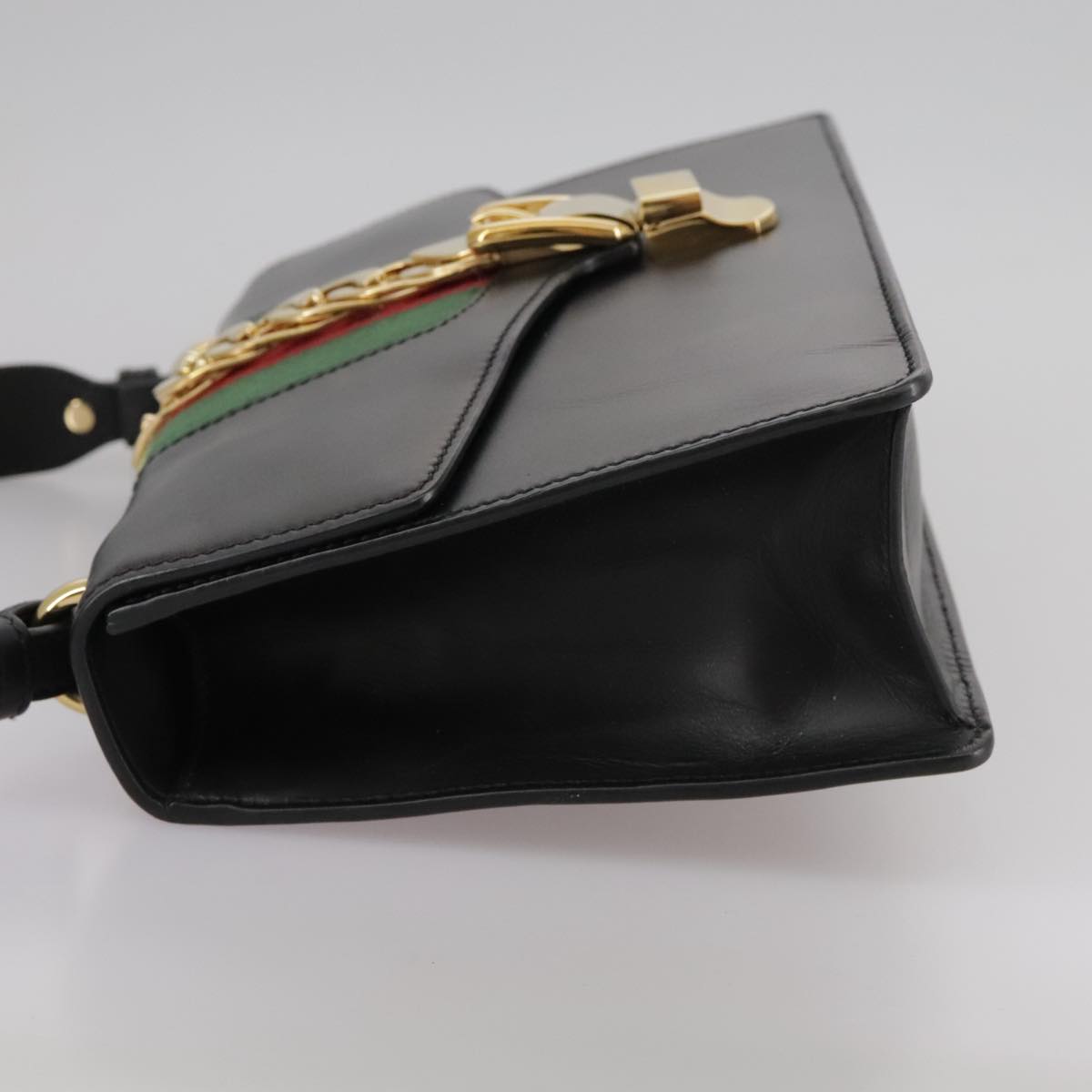 Gucci Sylvie Black Leather Shoulder Bag (Pre-Owned)