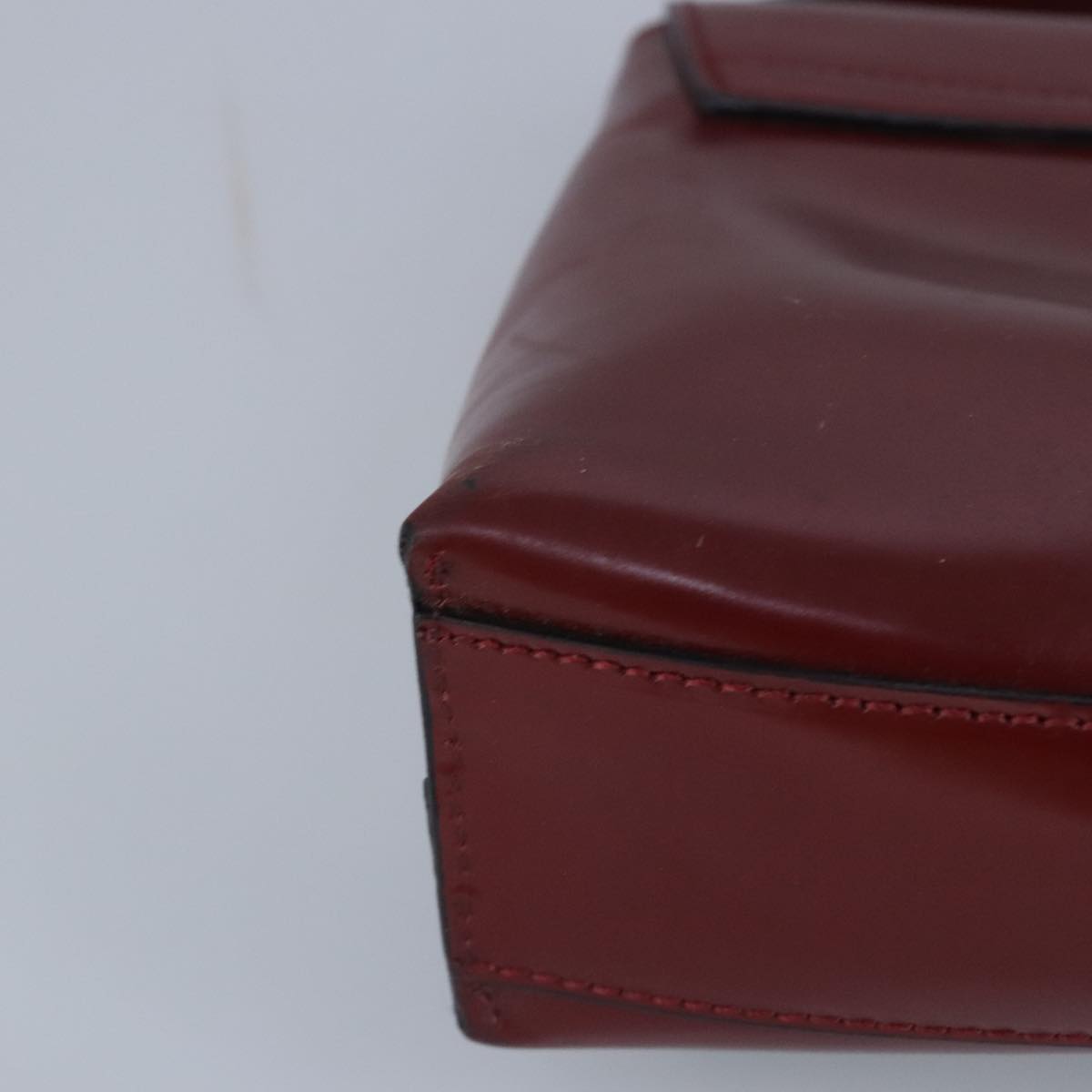 Burberry Red Leather Shoulder Bag (Pre-Owned)