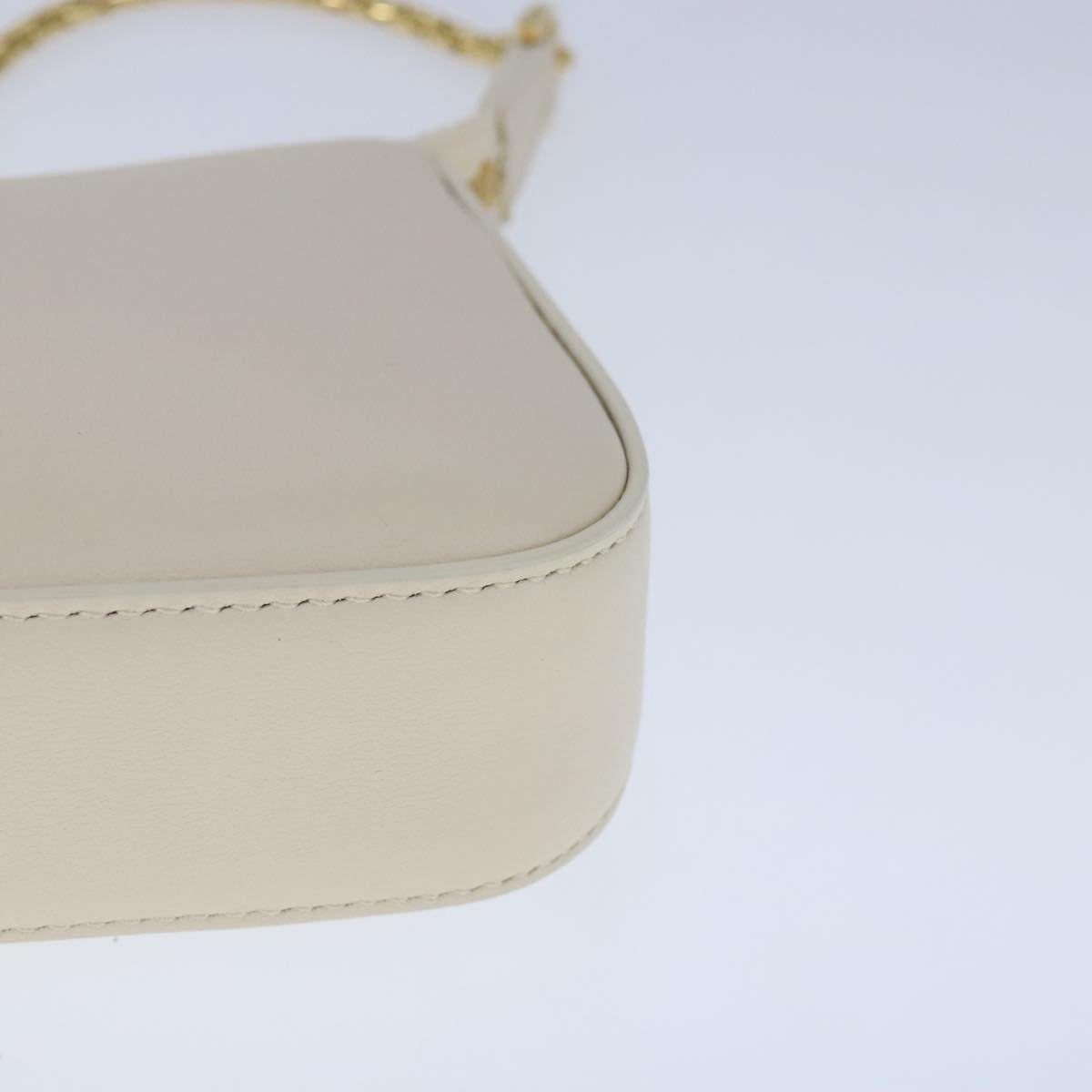 Bulgari Serpenti White Leather Handbag (Pre-Owned)
