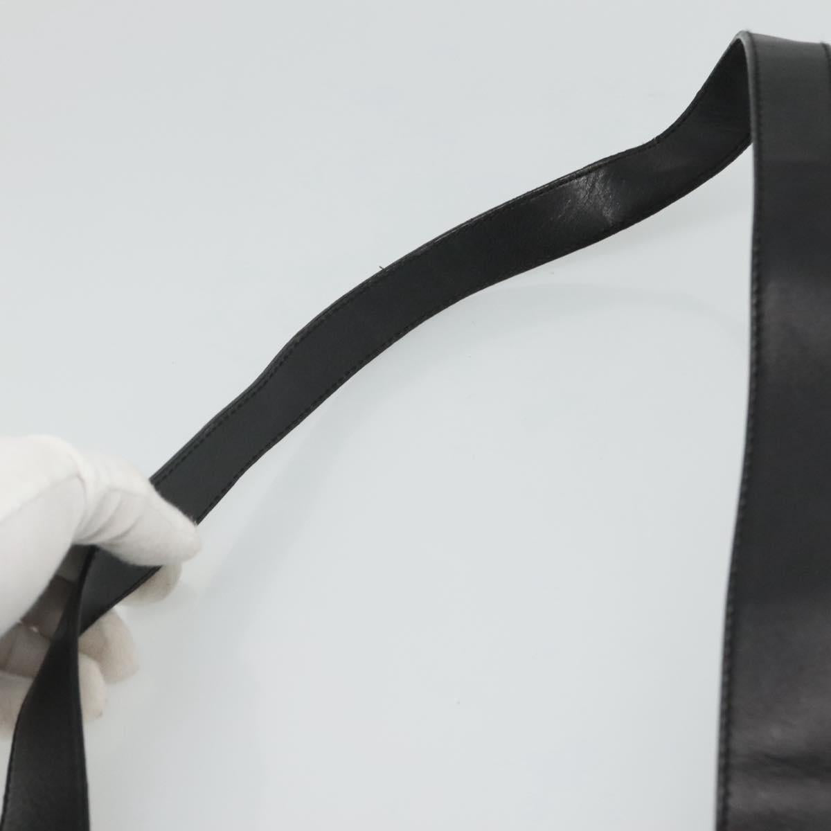 Salvatore Ferragamo Gancini Black Leather Shoulder Bag (Pre-Owned)
