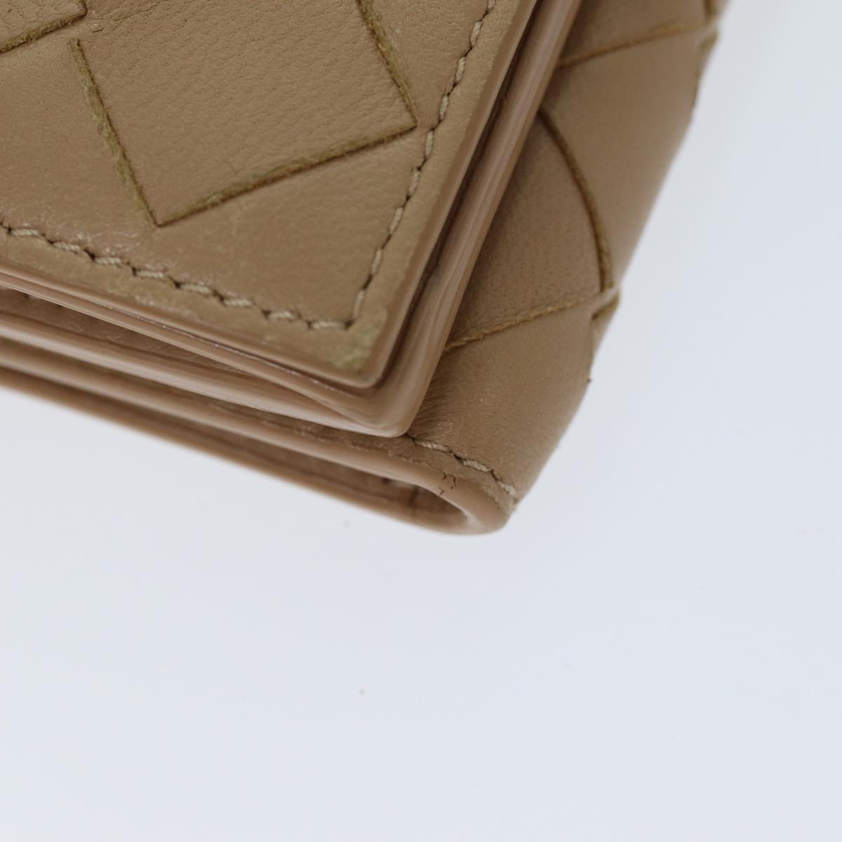 Bottega Veneta Intrecciato Beige Leather Wallet (Pre-Owned)