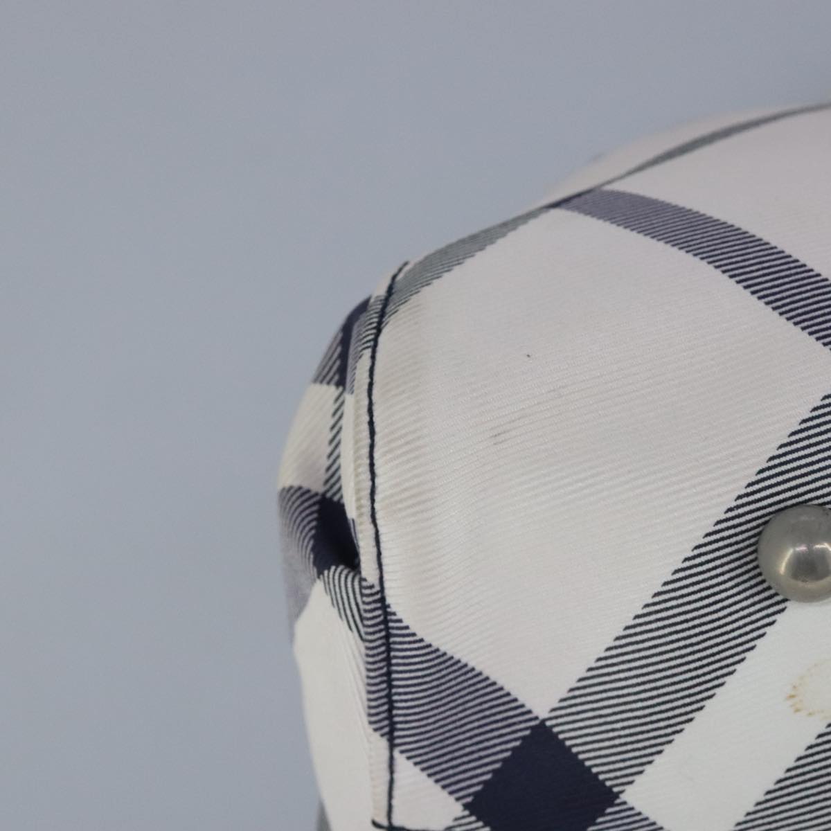 Burberry Nova Check White Canvas Tote Bag (Pre-Owned)