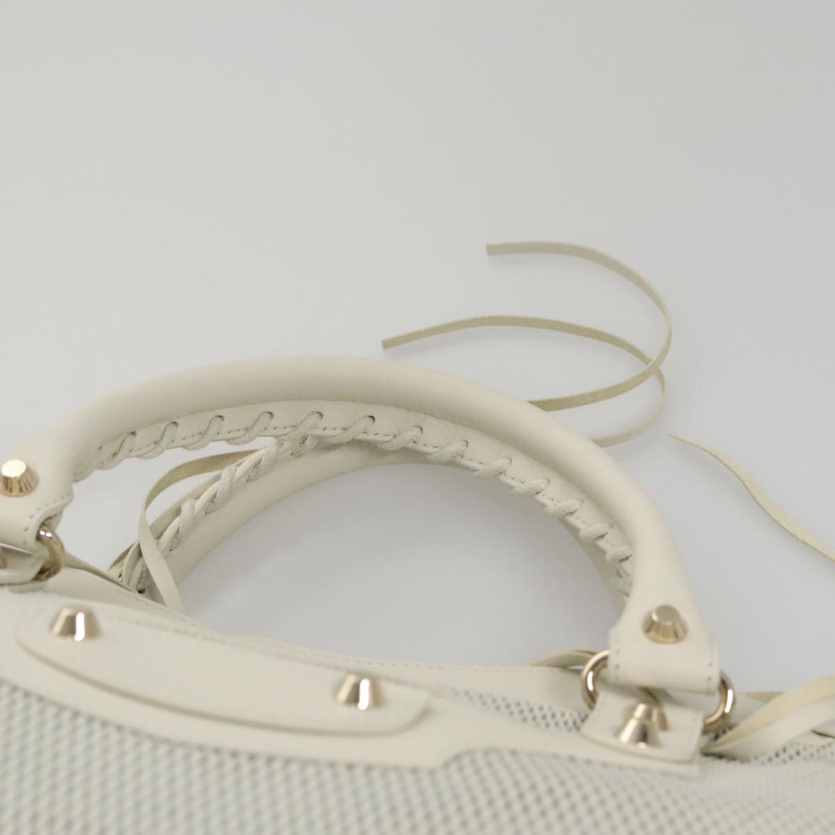 Balenciaga City White Leather Handbag (Pre-Owned)