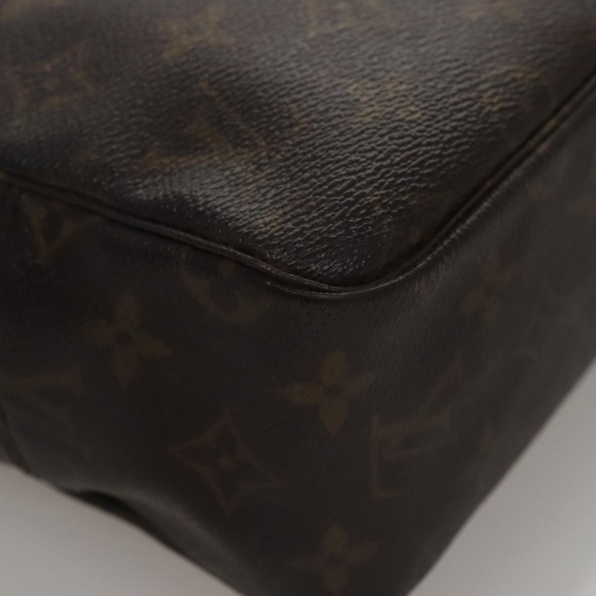 Louis Vuitton Trousse Toilette 28 Brown Canvas Clutch Bag (Pre-Owned)