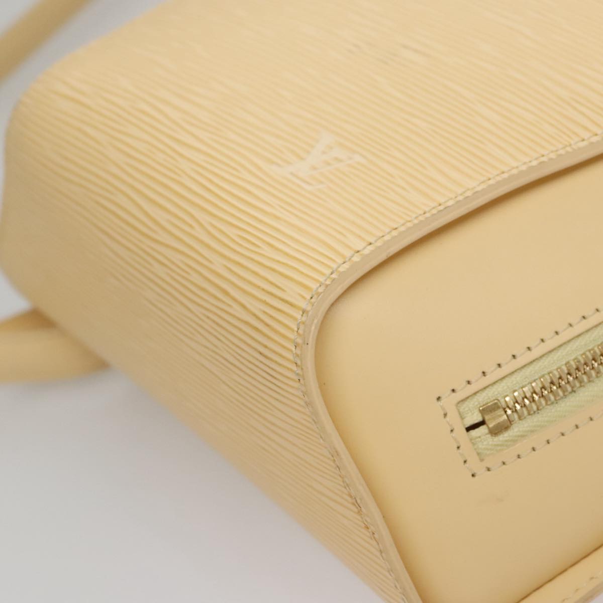 Louis Vuitton Mabillon Beige Leather Backpack Bag (Pre-Owned)