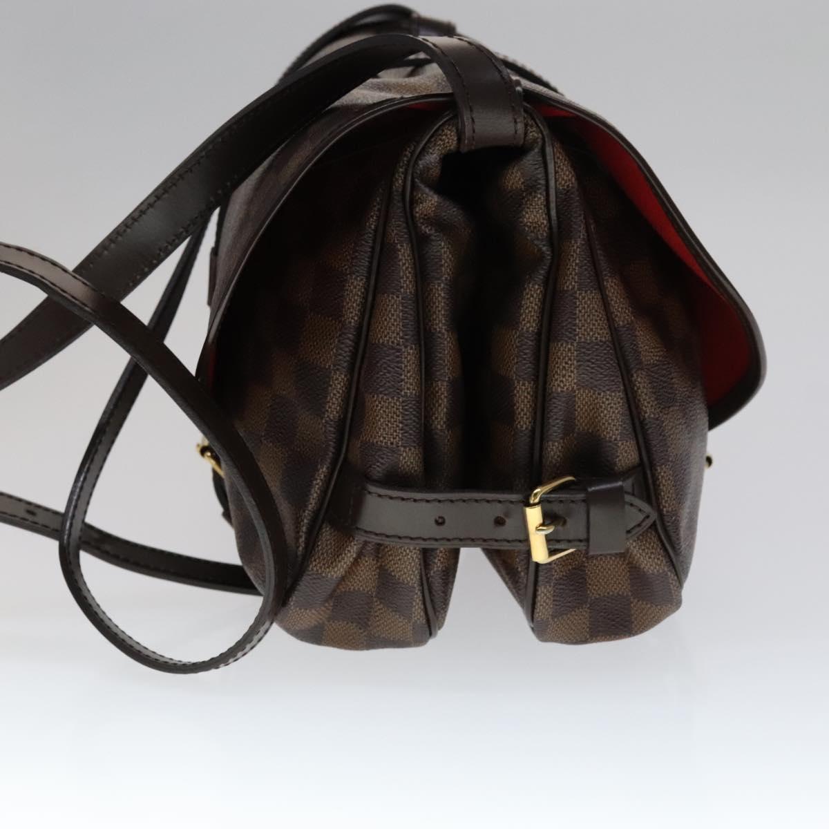 Louis Vuitton Saumur 30 Brown Canvas Shoulder Bag (Pre-Owned)