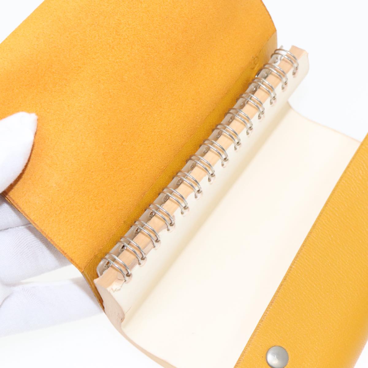 Hermès Yellow Leather Wallet (Pre-Owned)