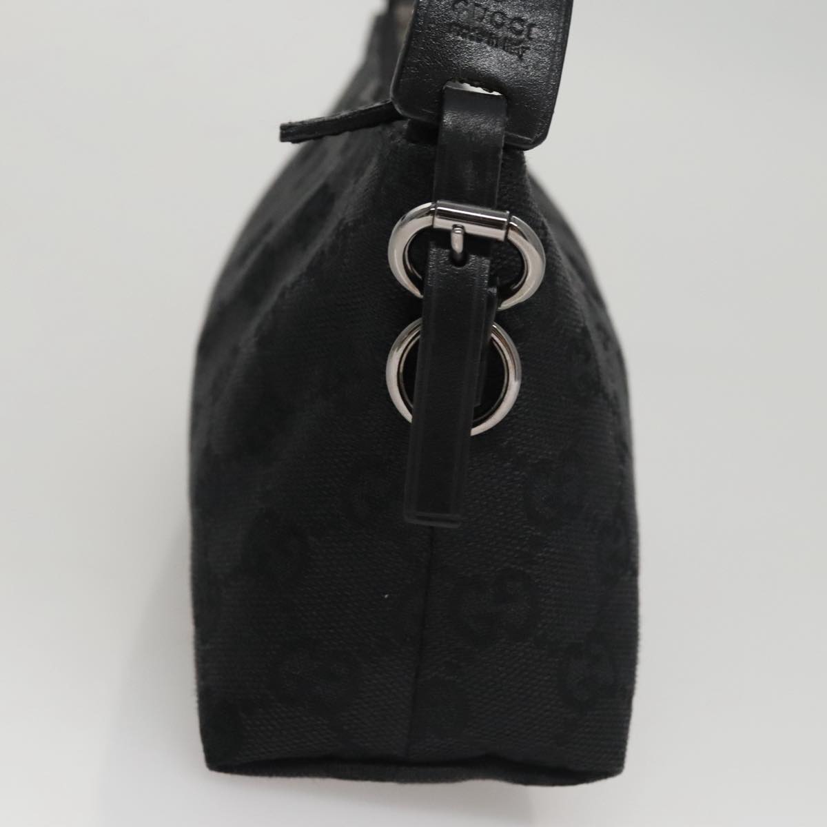 Gucci Gg Canvas Black Canvas Clutch Bag (Pre-Owned)