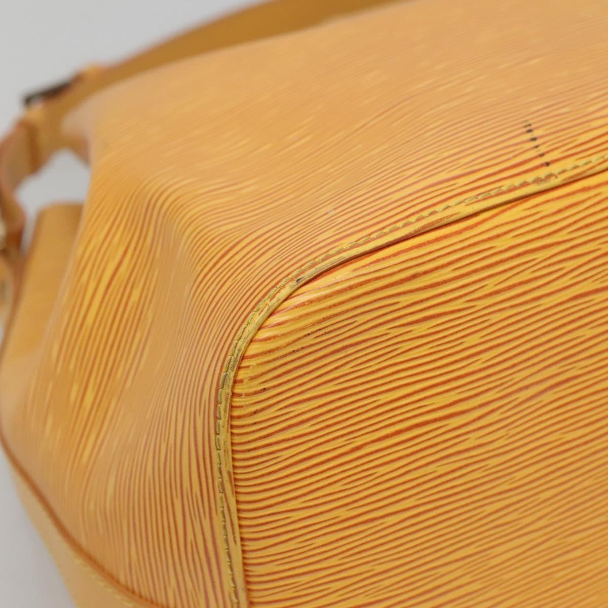 Louis Vuitton Noé Yellow Leather Shoulder Bag (Pre-Owned)