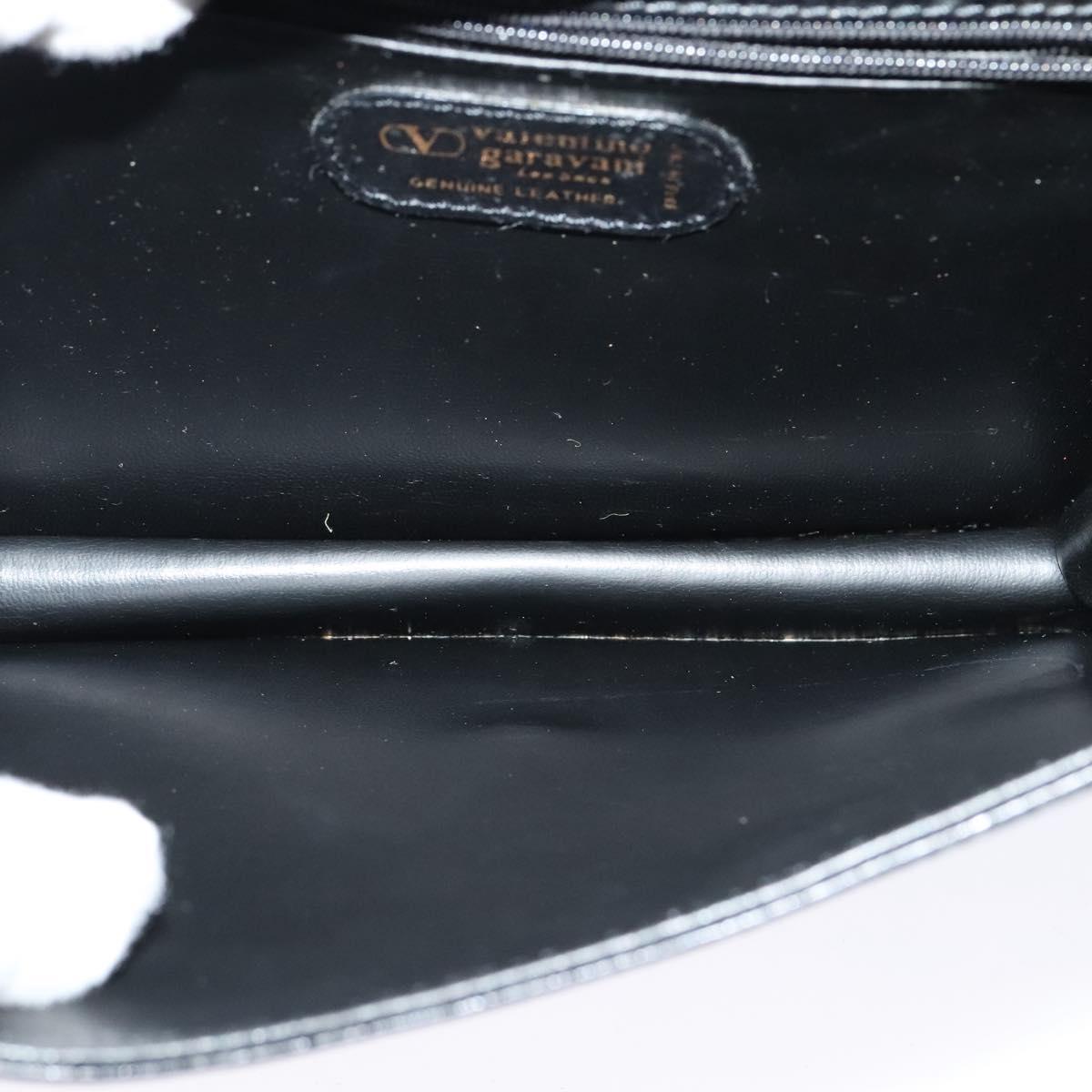 Valentino Garavani Black Leather Shoulder Bag (Pre-Owned)