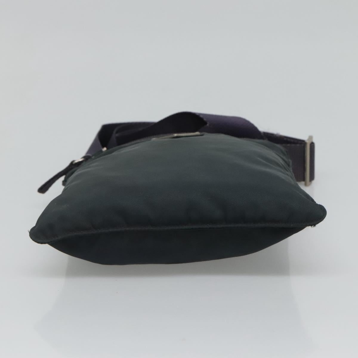Prada Tessuto Green Synthetic Clutch Bag (Pre-Owned)
