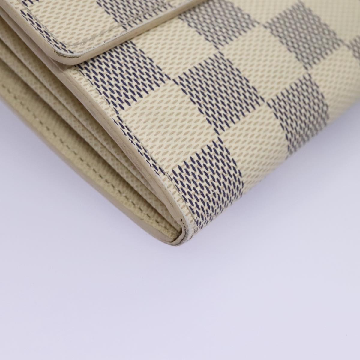Louis Vuitton Sarah White Canvas Wallet (Pre-Owned)