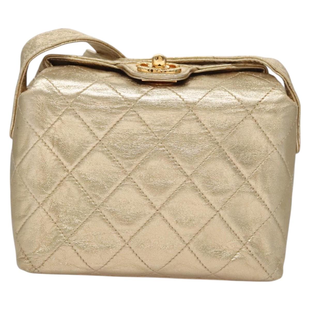 Chanel Quilted Gold Leather Shoulder Bag (Pre-Owned)