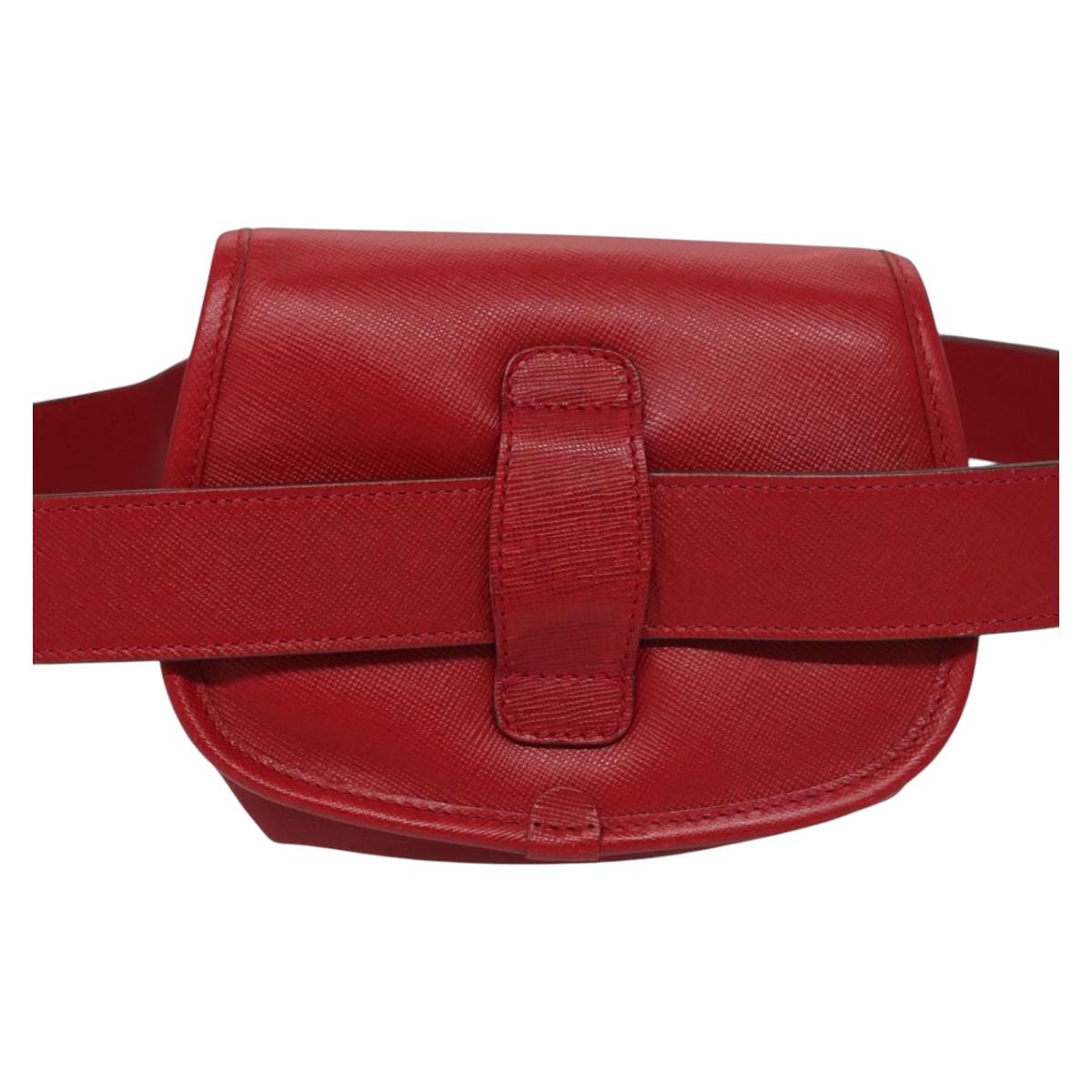 Gucci Bamboo Red Leather Shoulder Bag (Pre-Owned)