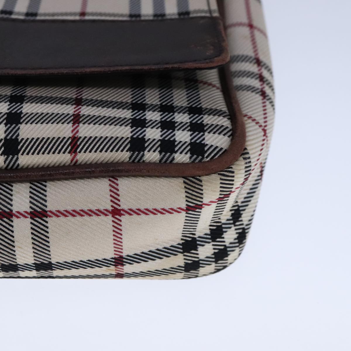 Burberry Nova Check Beige Canvas Shoulder Bag (Pre-Owned)