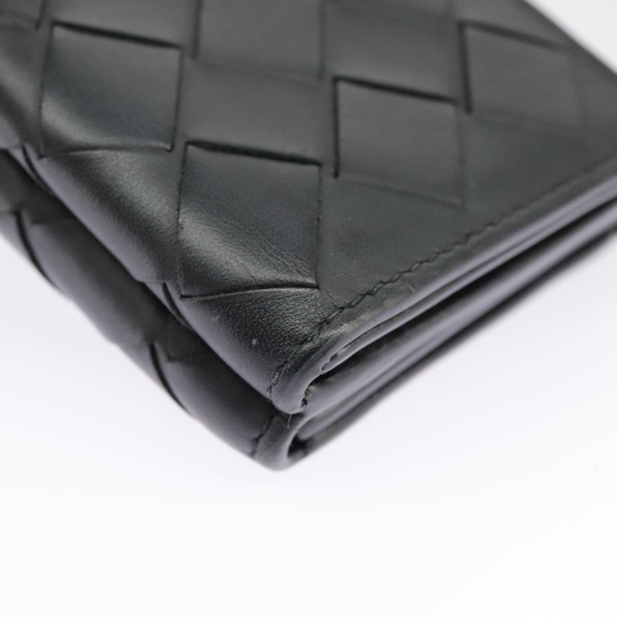 Bottega Veneta Intrecciato Black Leather Wallet (Pre-Owned)