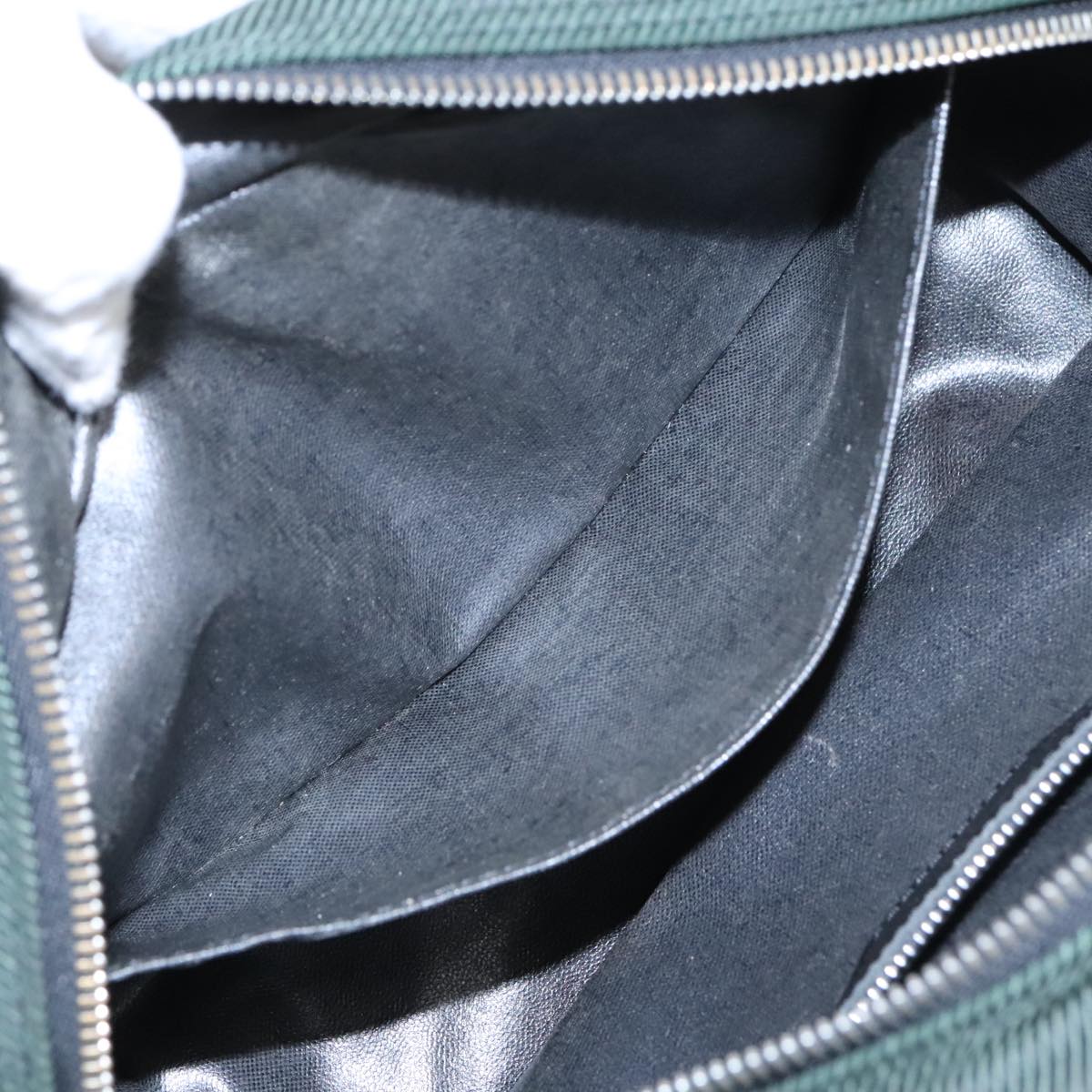 Louis Vuitton Parana Green Canvas Clutch Bag (Pre-Owned)
