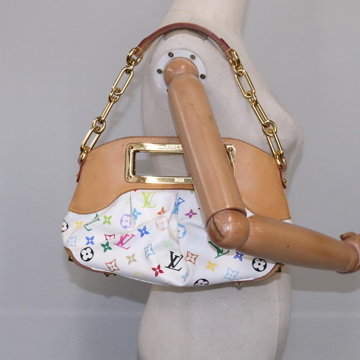 Louis Vuitton Judy White Canvas Shoulder Bag (Pre-Owned)