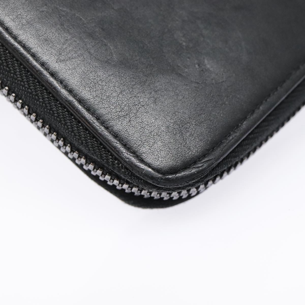 Louis Vuitton Zippy Wallet Vertical Black Leather Wallet (Pre-Owned)