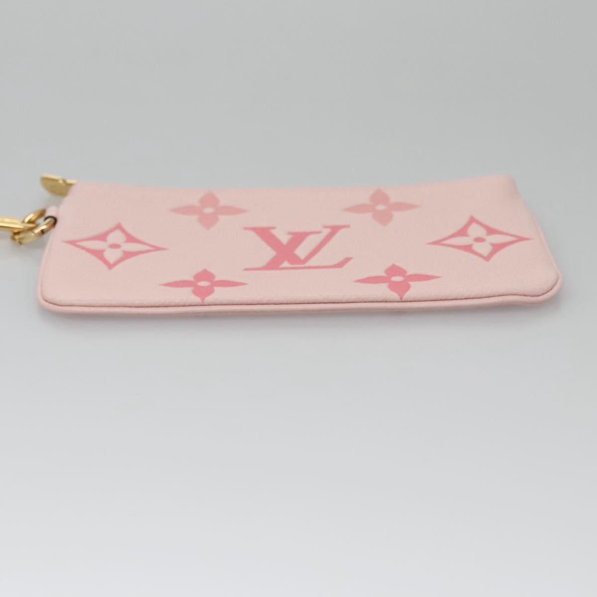 Louis Vuitton Trio Pouch Blue Leather Clutch Bag (Pre-Owned)