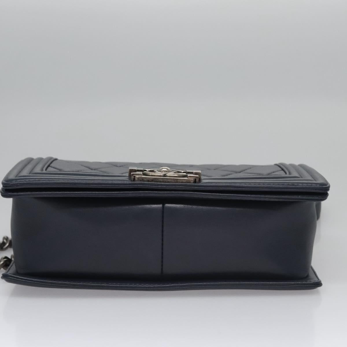 Chanel Boy Navy Leather Shoulder Bag (Pre-Owned)