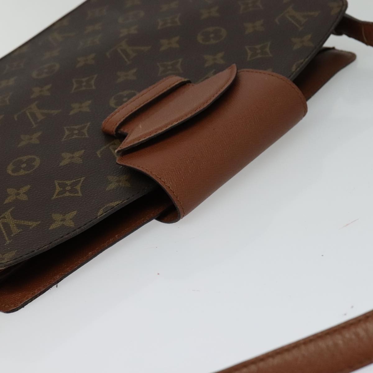 Louis Vuitton Courcelle Brown Canvas Shoulder Bag (Pre-Owned)