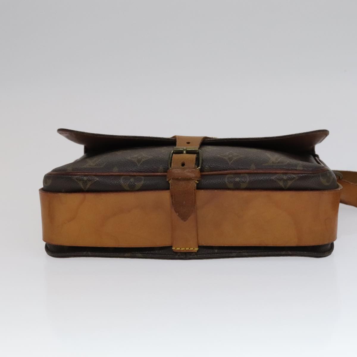 Louis Vuitton Cartouchière Brown Canvas Shoulder Bag (Pre-Owned)
