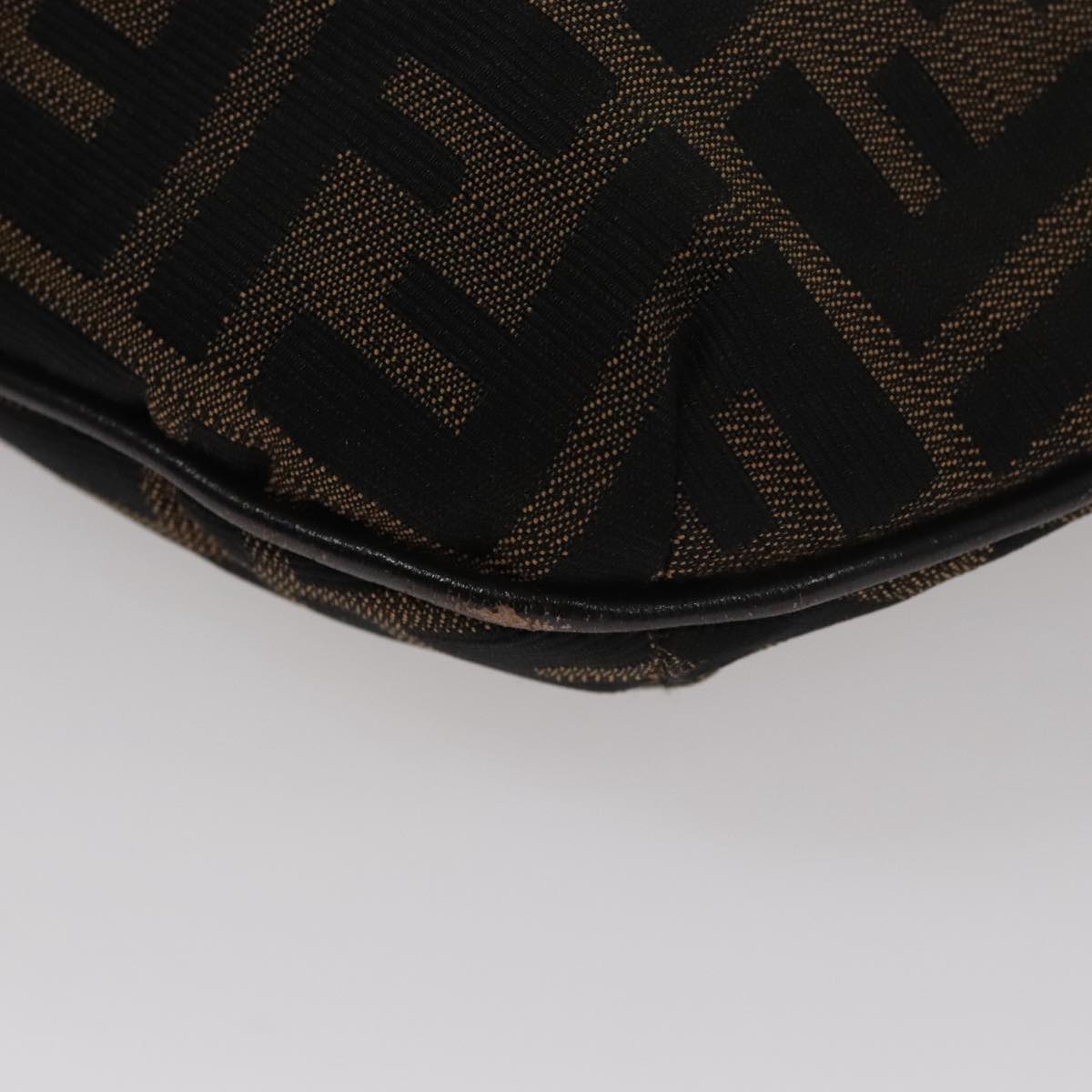 Fendi Zucca Brown Canvas Shoulder Bag (Pre-Owned)