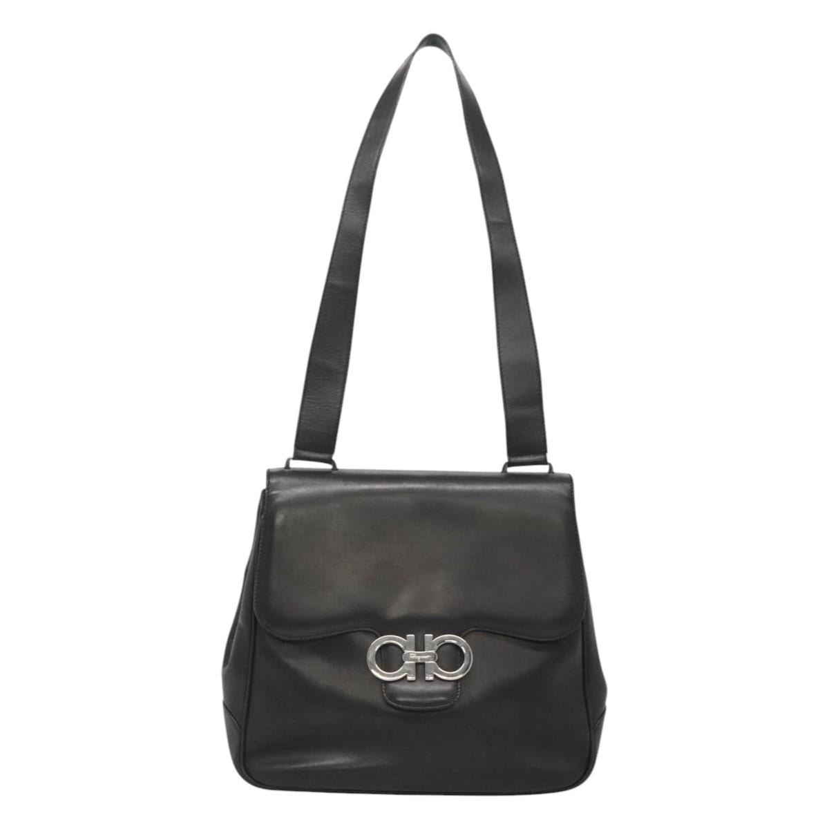 Salvatore Ferragamo Gancini Black Leather Shoulder Bag (Pre-Owned)