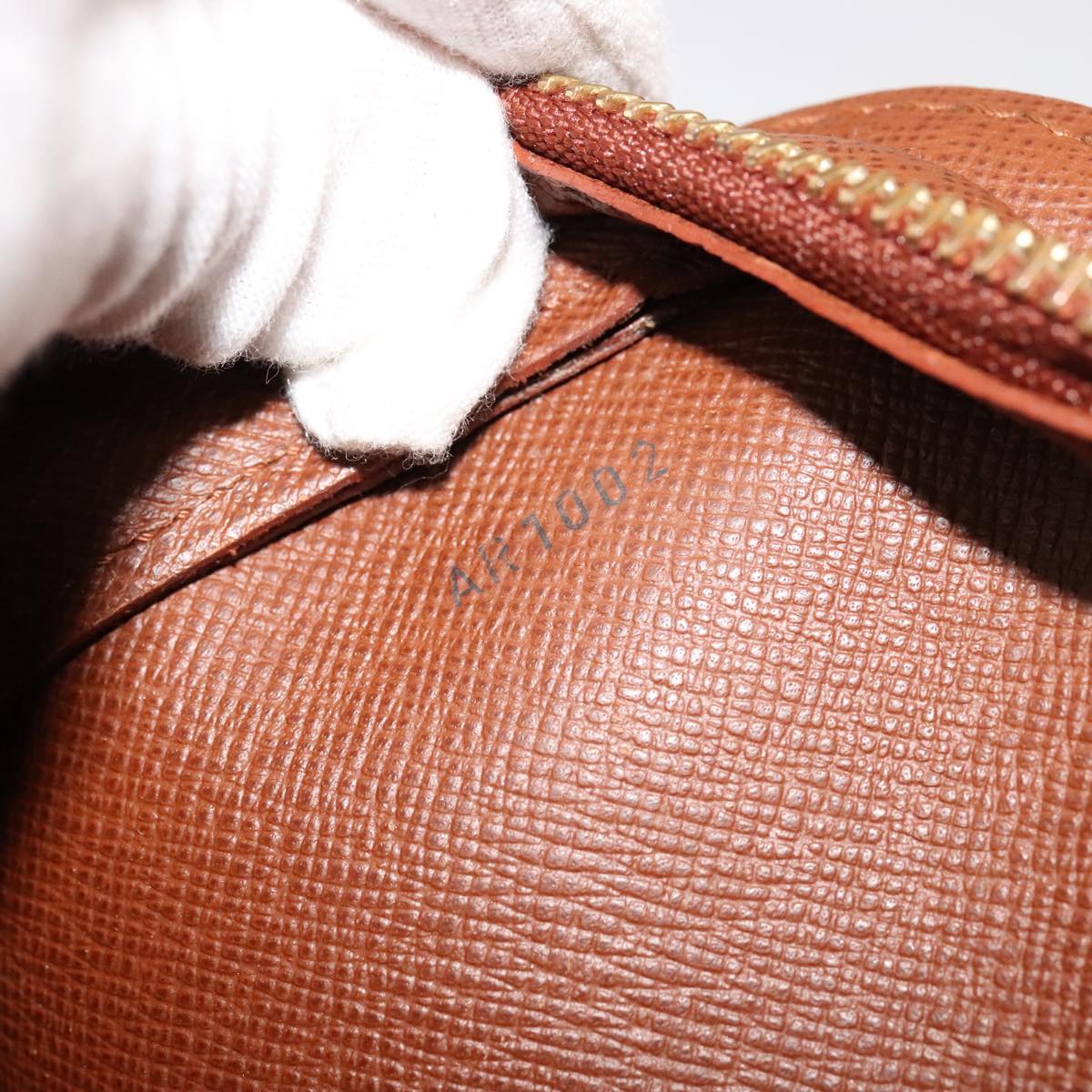 Louis Vuitton Orsay Brown Canvas Clutch Bag (Pre-Owned)
