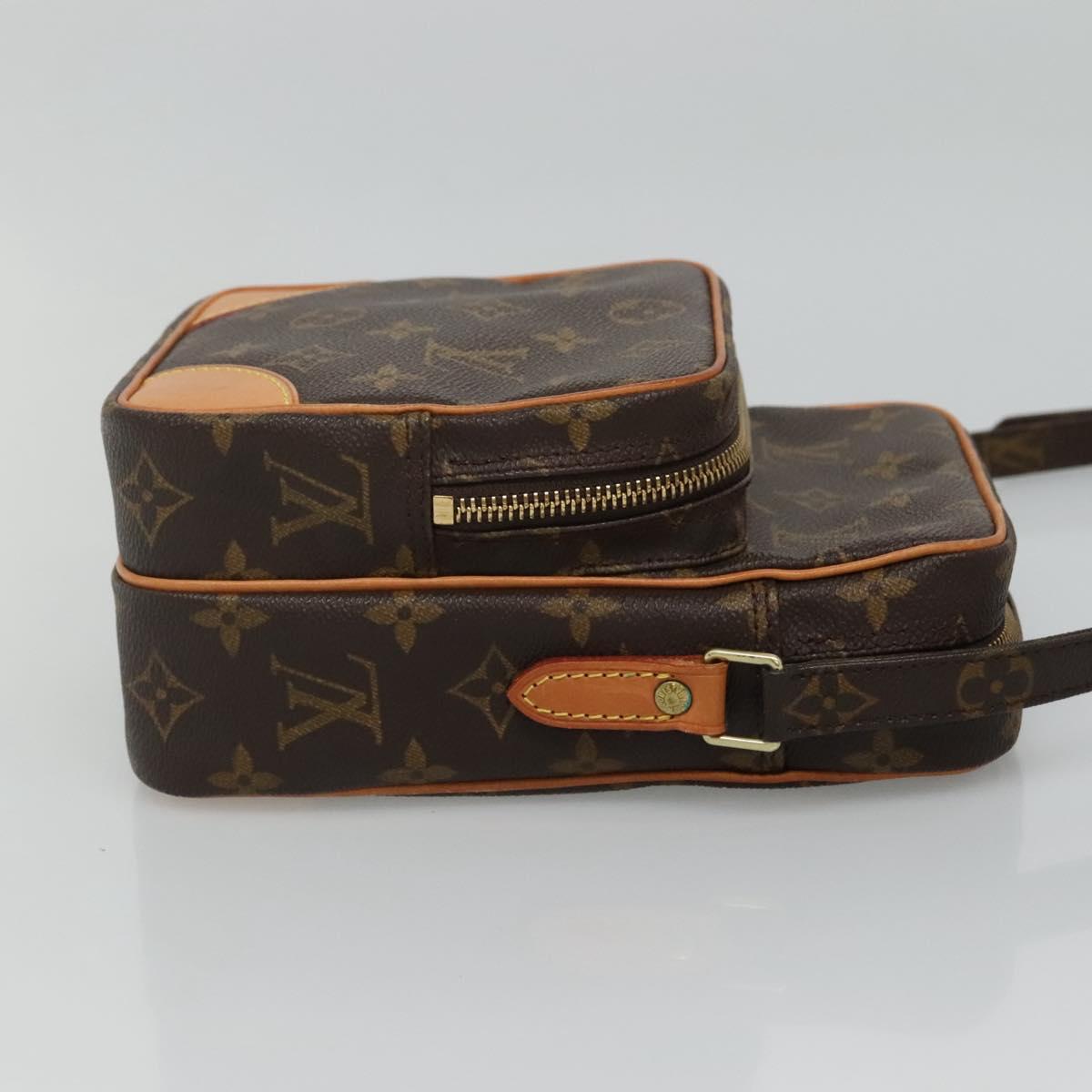 Louis Vuitton Amazon Brown Canvas Shoulder Bag (Pre-Owned)