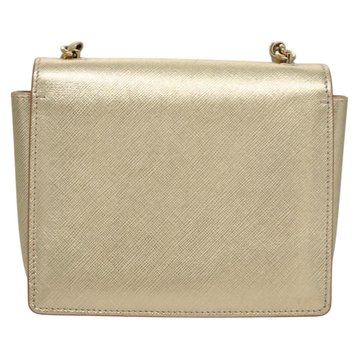 Salvatore Ferragamo Vara Gold Leather Shoulder Bag (Pre-Owned)