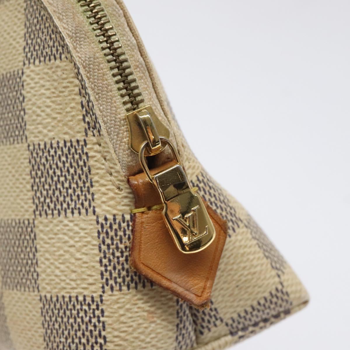 Louis Vuitton Cosmetic Pouch White Canvas Clutch Bag (Pre-Owned)