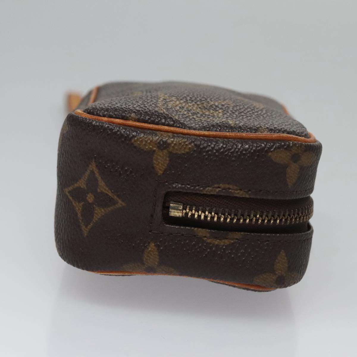 Louis Vuitton Wapiti Brown Canvas Clutch Bag (Pre-Owned)
