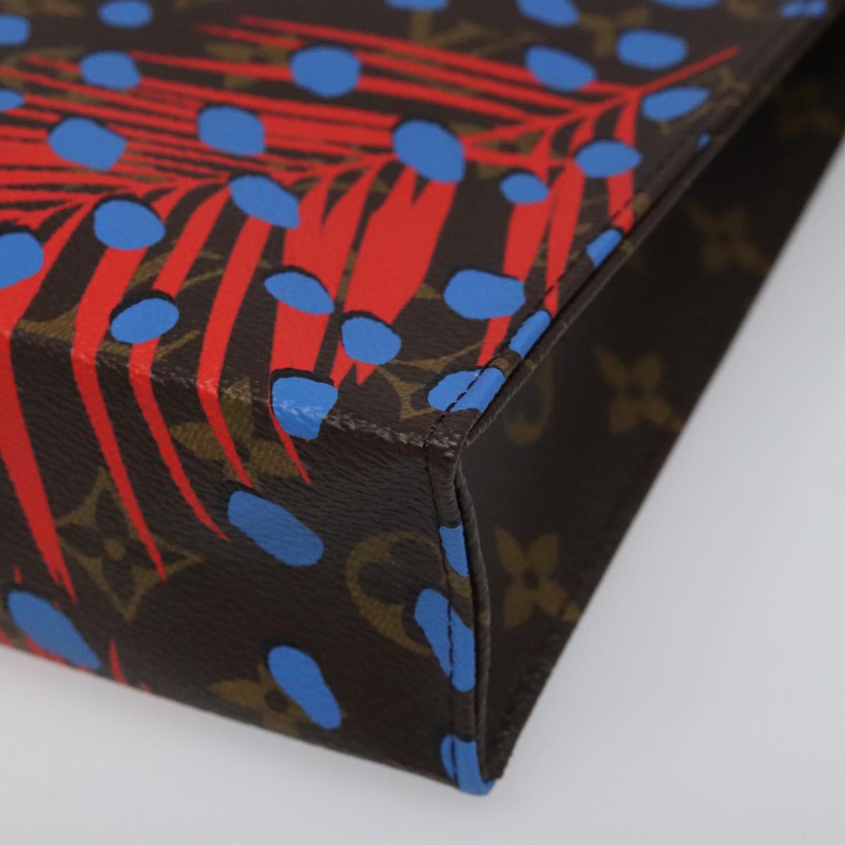 Louis Vuitton Trousse De Toilette Multicolour Canvas Clutch Bag (Pre-Owned)
