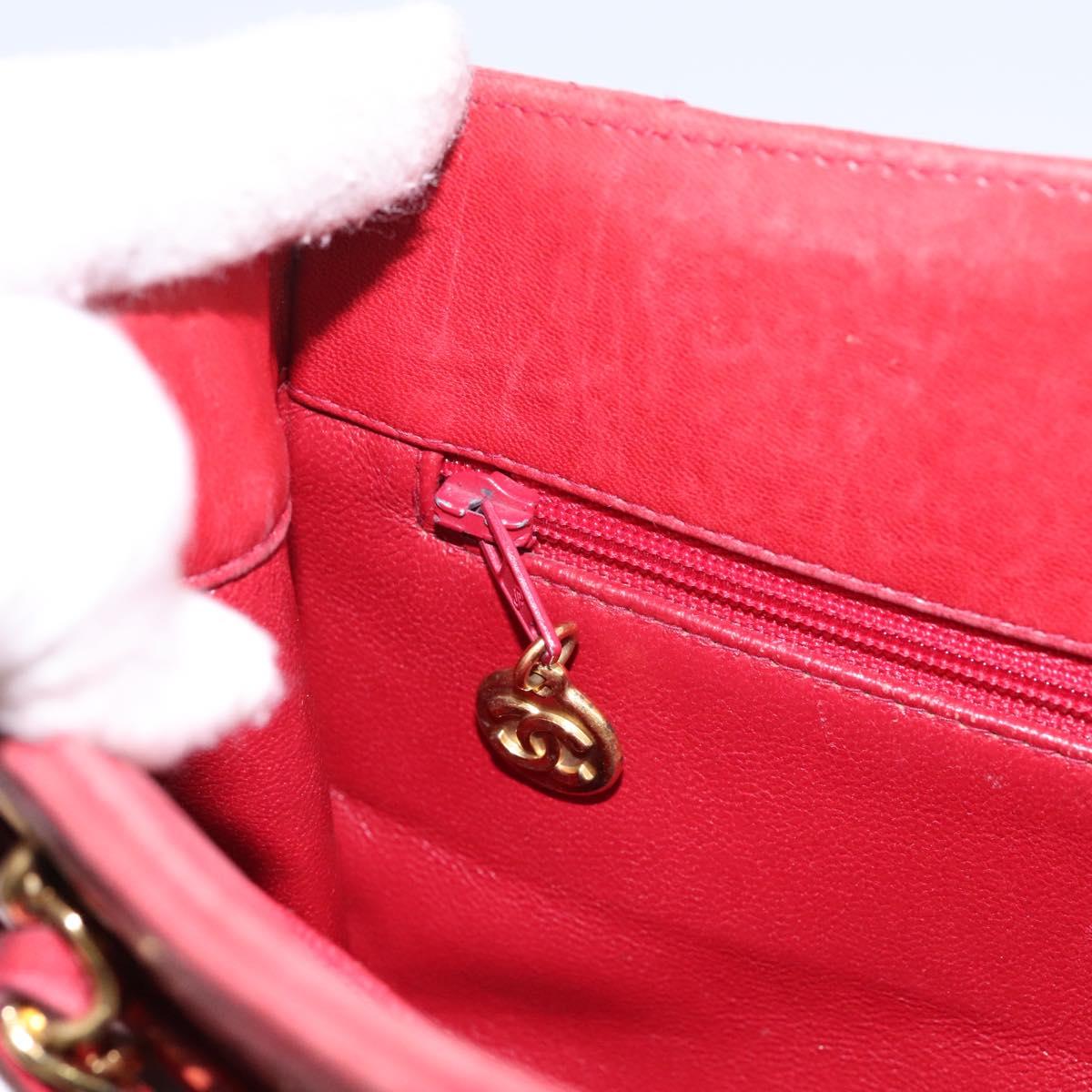 Chanel Matelassé Red Leather Shoulder Bag (Pre-Owned)