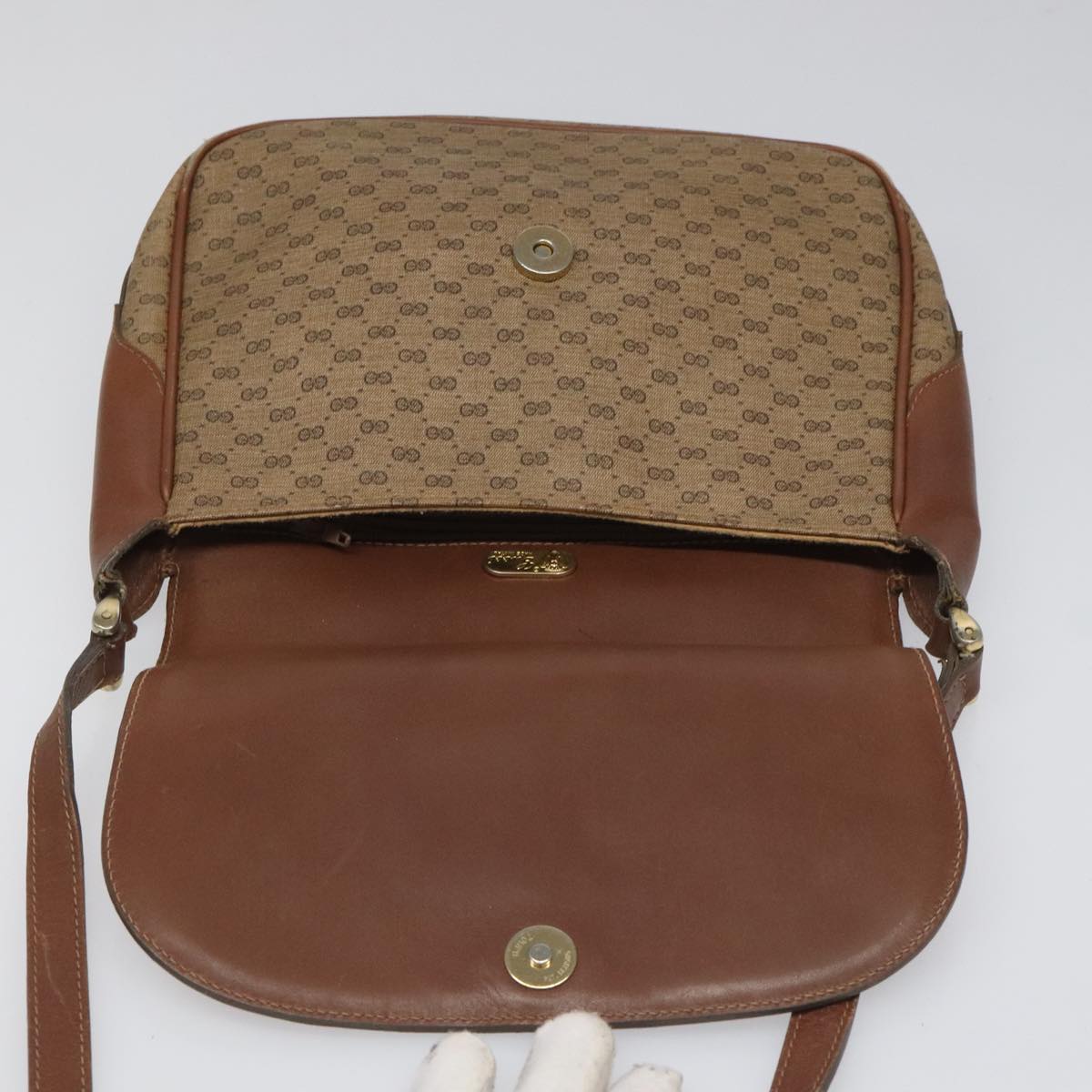 Gucci Micro Small Gg Canvas Brown Canvas Shoulder Bag (Pre-Owned)